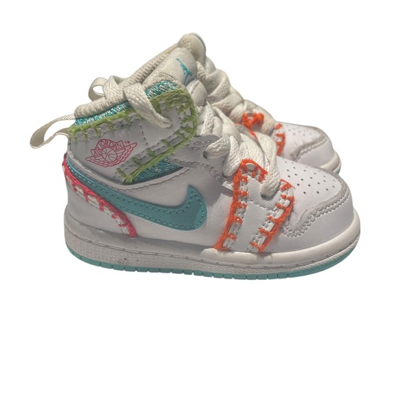 Nike Air Jordan 1 Mid SE White TD Shoes (NO INSOLE) DM6220-100 Size 4C‎ - Picture 2 of 9